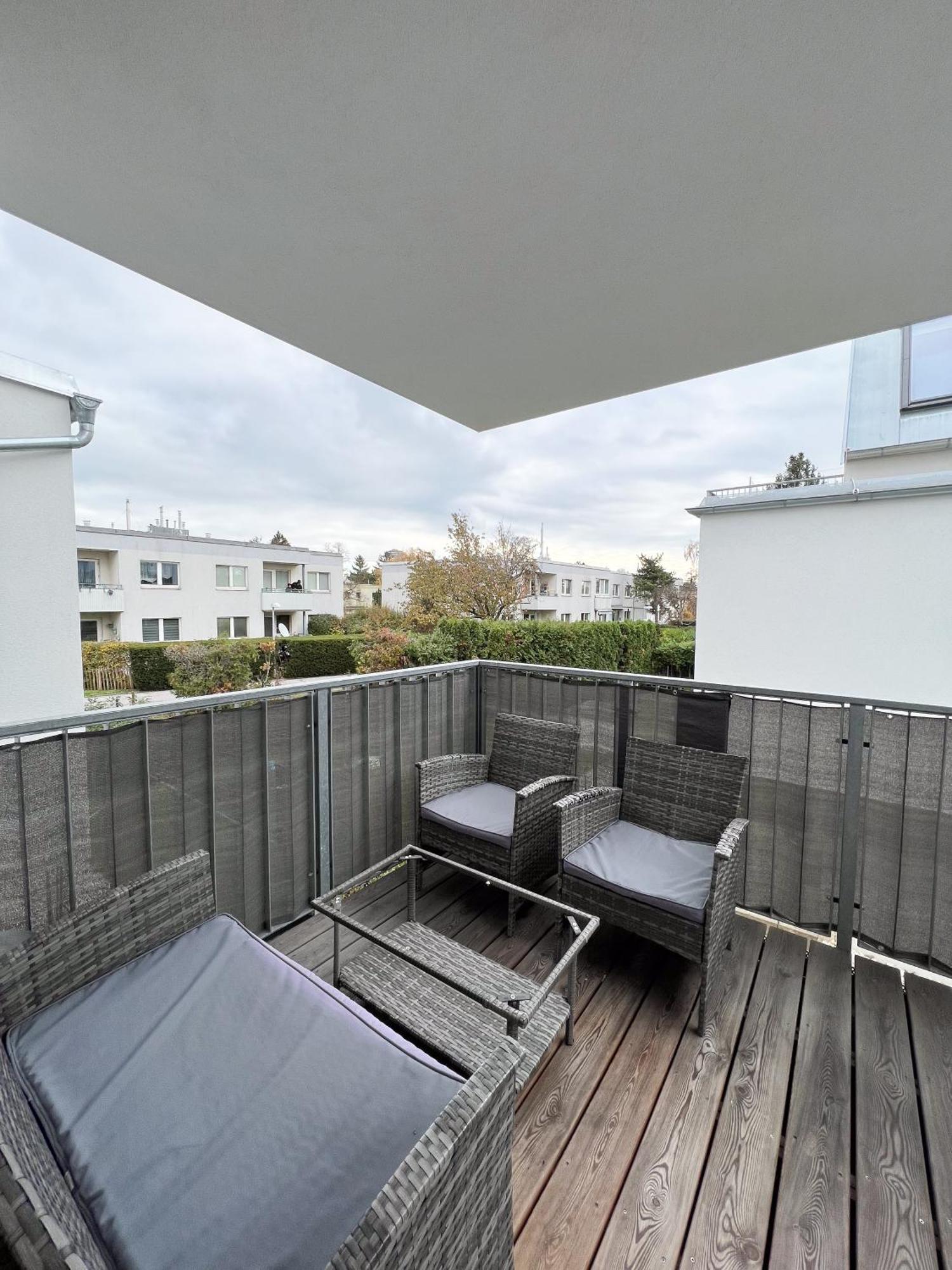 Modern Apartment W/ Cozy Balcony Near City Center 维也纳 外观 照片