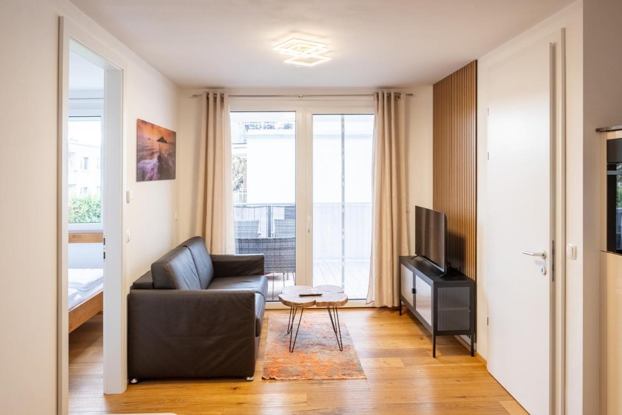 Modern Apartment W/ Cozy Balcony Near City Center 维也纳 外观 照片